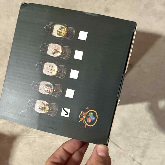 Santa Christmas Light Up Snow globe Lantern - Picture 2 of 6